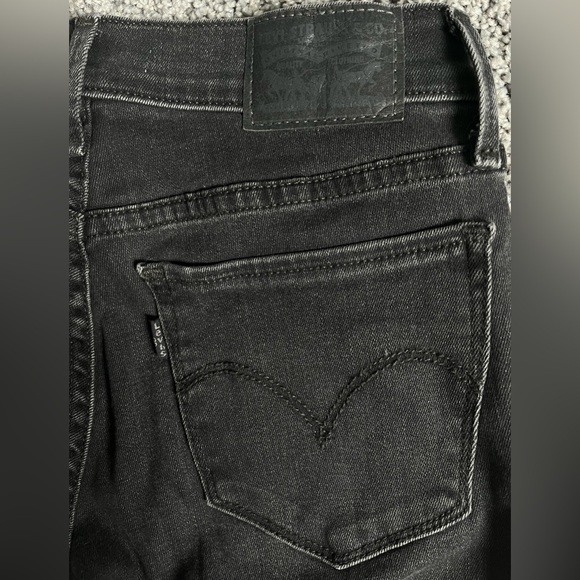 Levi’s 710 Super Skinny Jeans - Picture 5 of 5